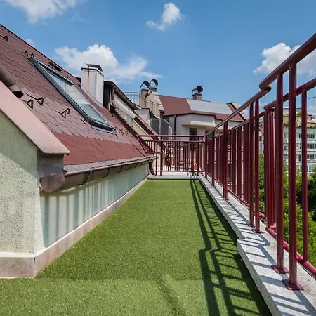 Stylish With A Big Terrace Next To The Park Lejlighed Sofia